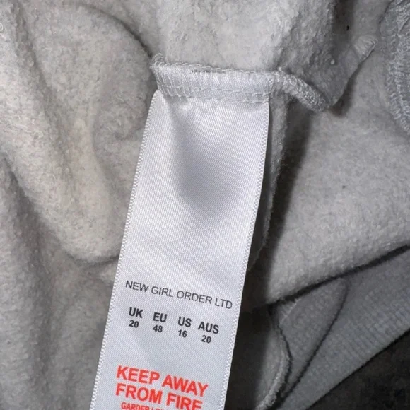 New Girl Order Gray Graphic Hoodie Size 20 / XXL - Picture 7 of 8